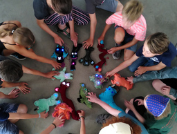 Familienworkshop: Electric Creatures - Designworkshop für Kinder & Erwachsene