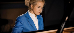 Aleksandra Mikulska spielt Chopin  Klavierkonzert